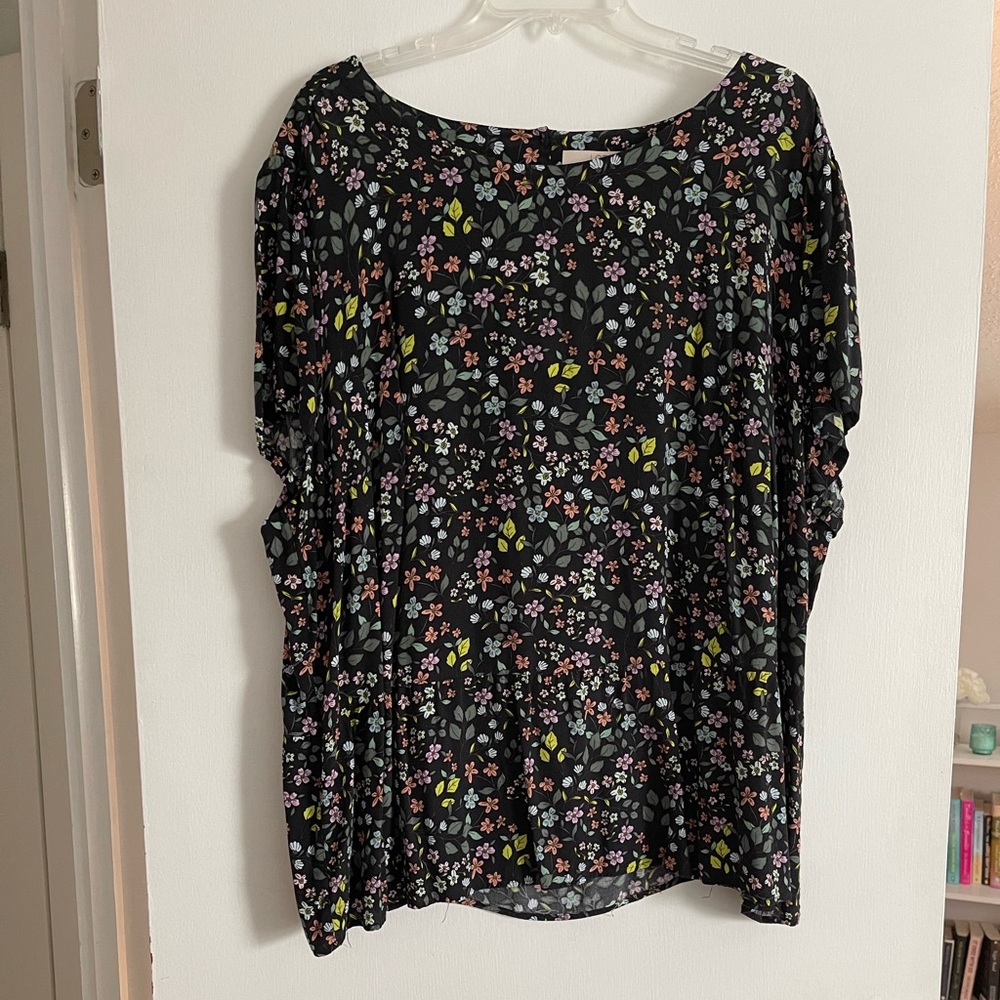 Loft floral peplum short sleeve blouse